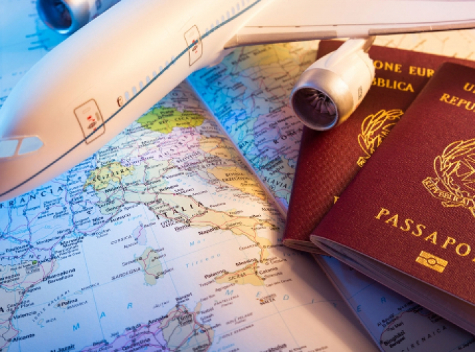 Crollo di prenotazioni per i viaggi all'estero. La variante Delta preoccupa gli italiani